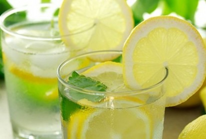 3 странични ефекта от водата с лимон