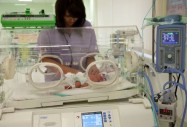 Тризнаци се родиха два пъти поред в рамките на две седмици в Токуда 