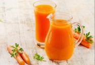 Сокът от моркови подмладява и пази кожата 