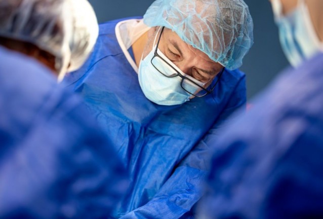 проф. Костов