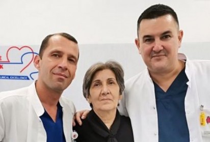 Отстраниха 40-сантиметров тумор от матката до сърцето в плевенската болница „Сърце и Мозък“